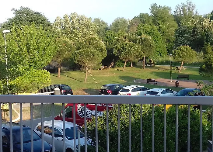 بيت ضيافة La Campagnola Trattoria Con *