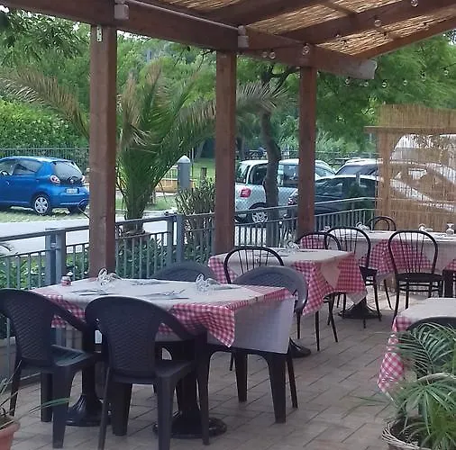 Affittacamere La Campagnola Trattoria Con Misano Adriatico