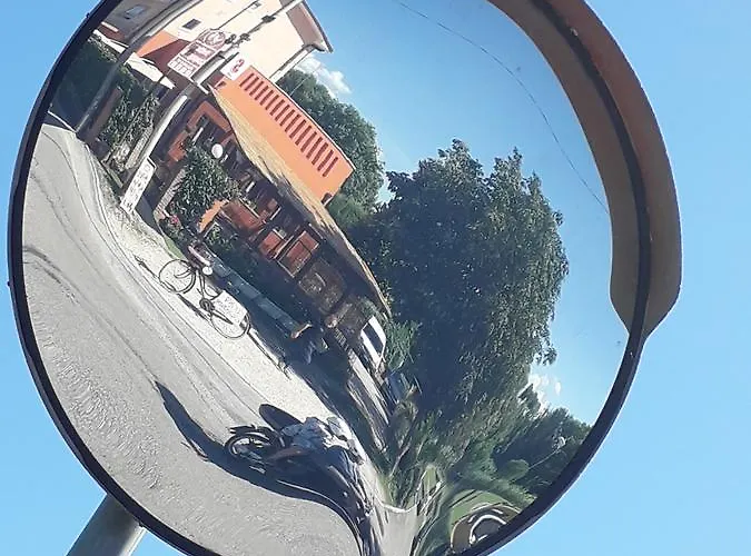 Affittacamere La Campagnola Trattoria Con *