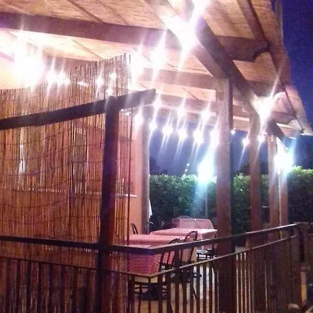 La Campagnola Trattoria Con *