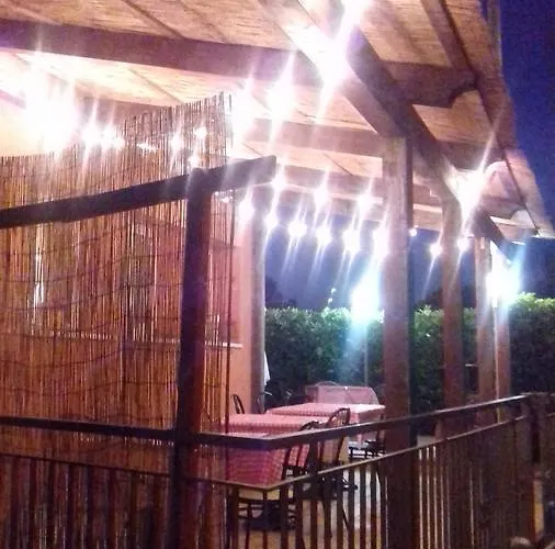 La Campagnola Trattoria Con *